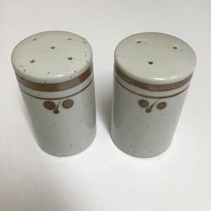 Otagiri Japan Brown Speckled Stoneware Salt & Pepper Shakers Boho Vintage Japan